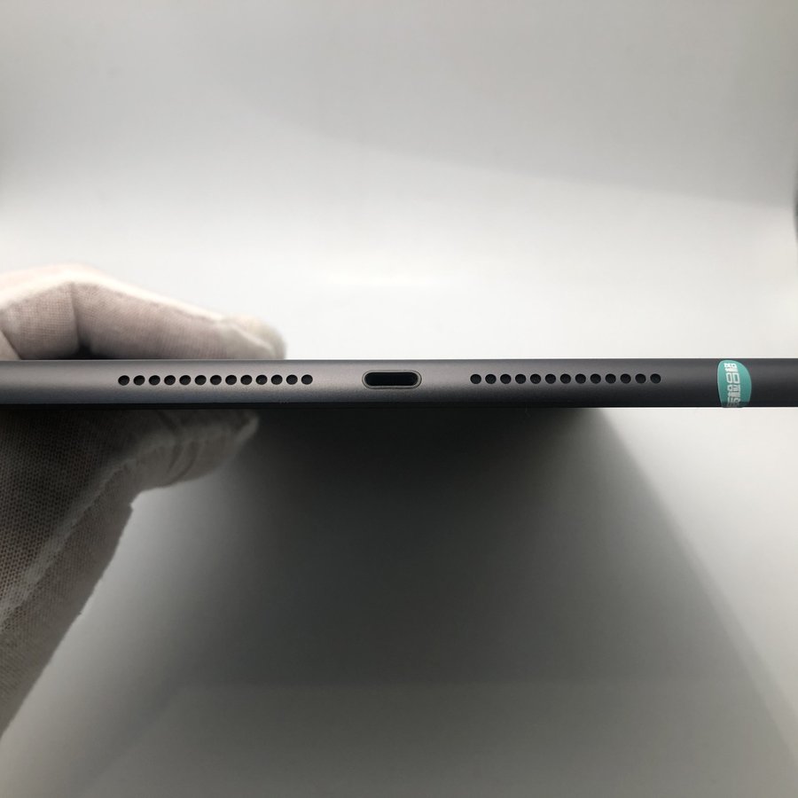 苹果【ipad8 10.2英寸 20款】wifi版 深空灰 32g 国行 99新