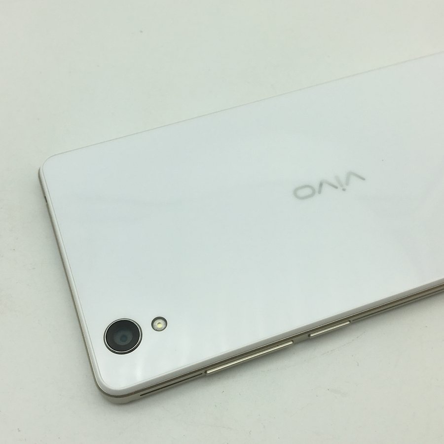 vivo【y51】全网通 白色 国行 16 g 9成新