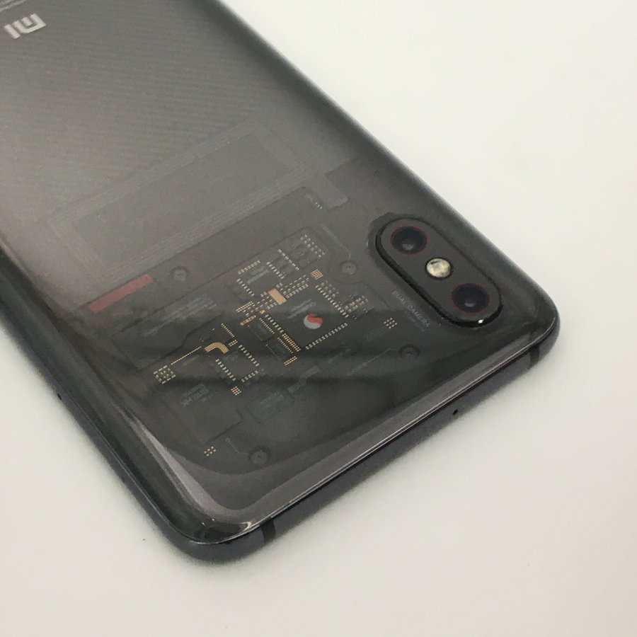 小米【小米8屏幕指纹版】全网通 透明 8g/128g 国行 99成新