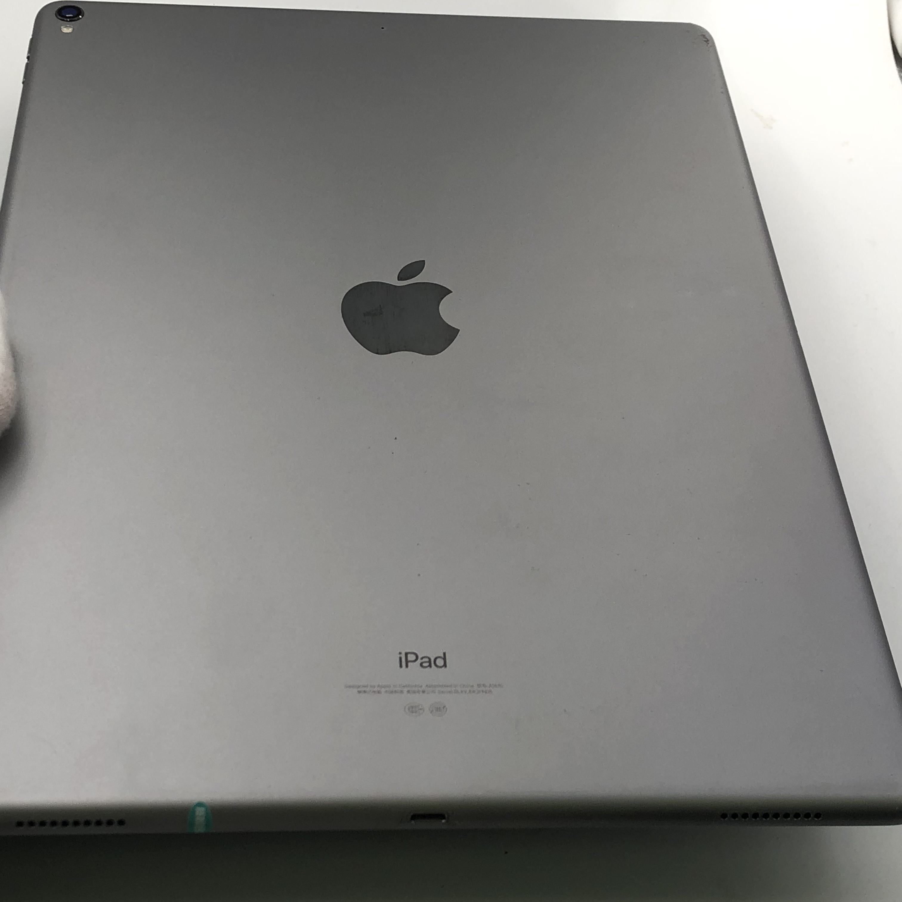 官方质检95成新 wifi版 国行 银色 256g 苹果 ipad pro12.9英寸 17款