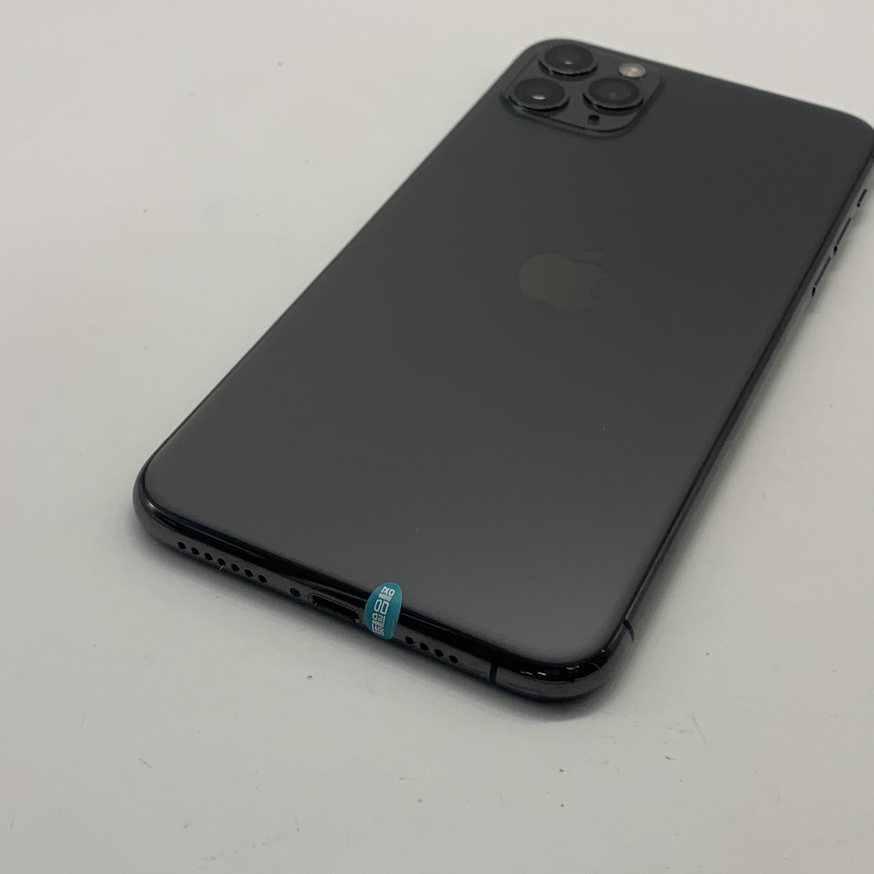 苹果【iphone 11 pro max】全网通 深空灰 256g 国行 9成新