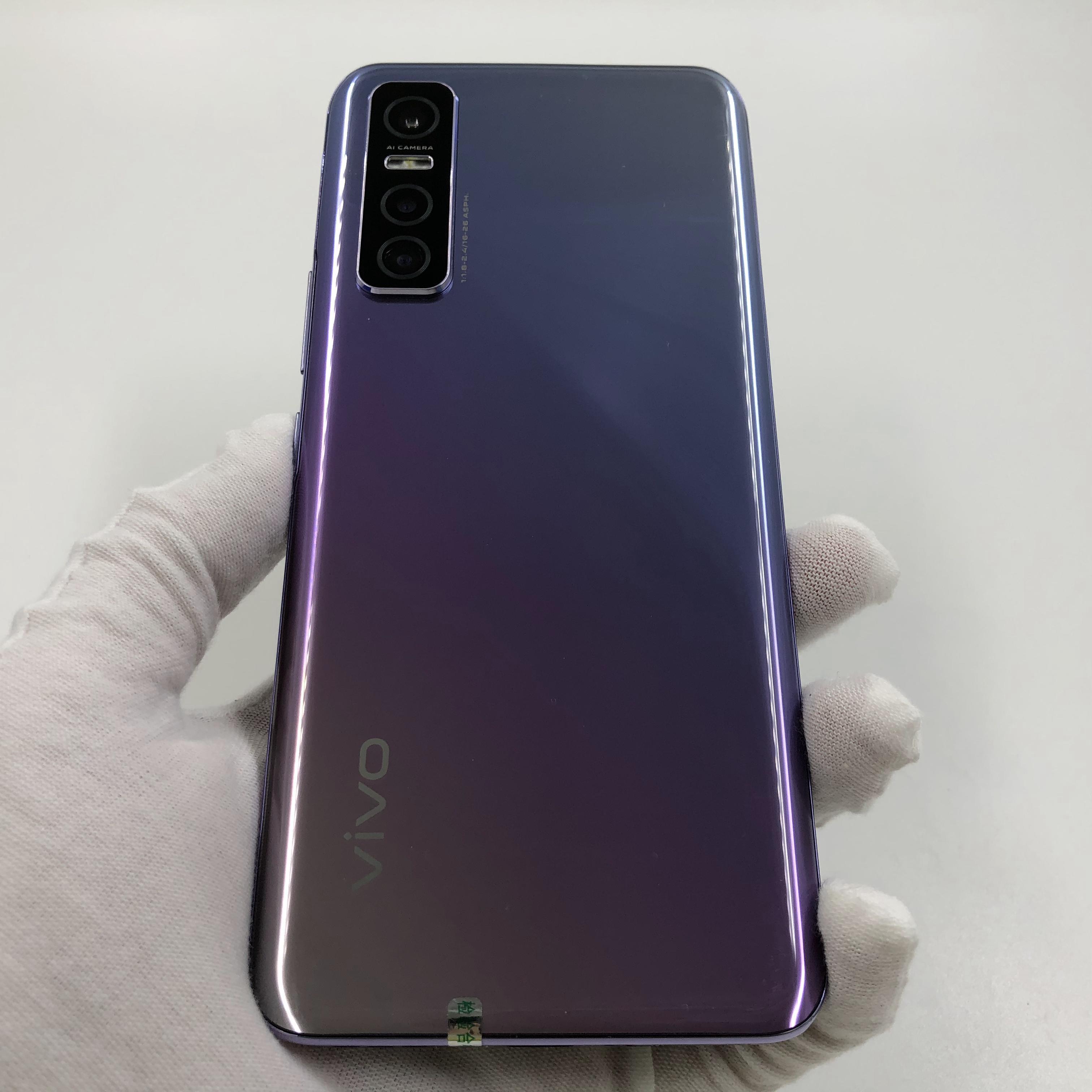 官方质检9成新 5g全网通 8g/128g 国行 银月 vivo y73s