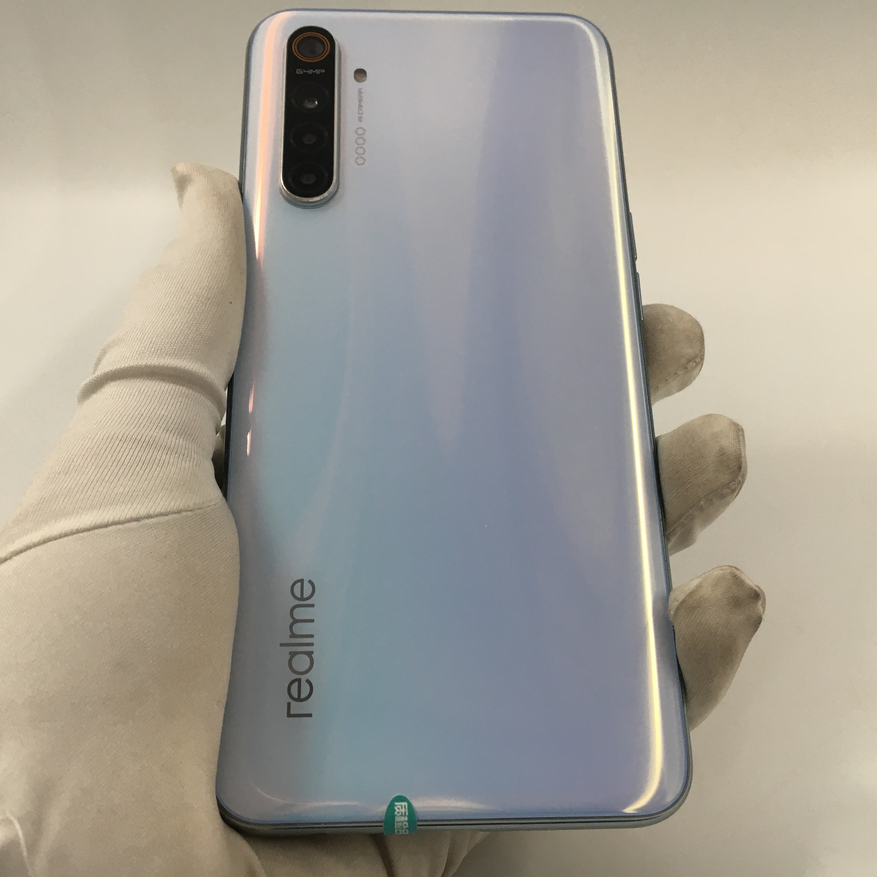 官方质检95成新 白色 6g/64g 国行 4g全网通 realme 真我 x2