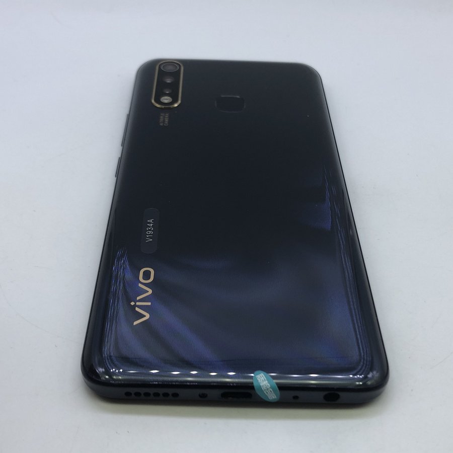 vivo【y5s】全网通 琉璃黑 6g/128g 国行 95成新