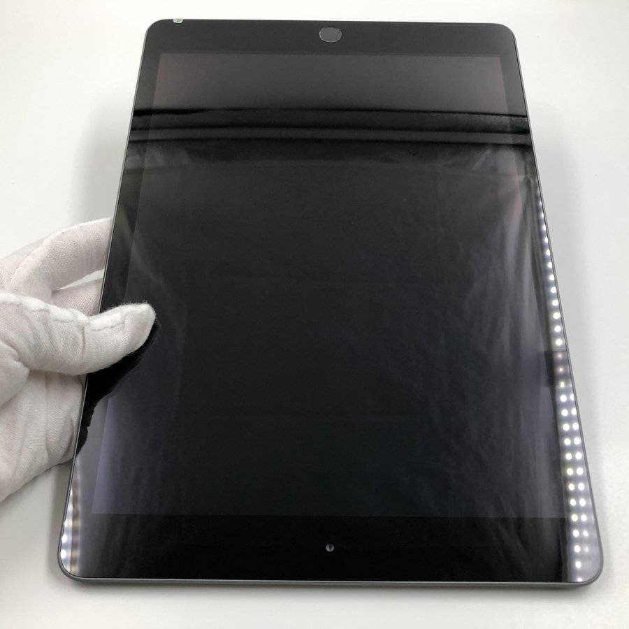 苹果【ipad8 10.2英寸 20款】wifi版 深空灰 32g 国行 99新 真机实拍