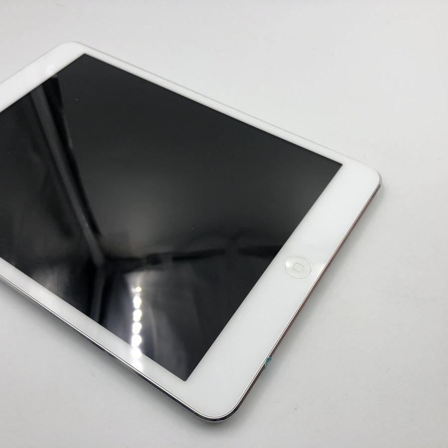 苹果【ipad mini】wifi版 白色 16g 国行 9成新