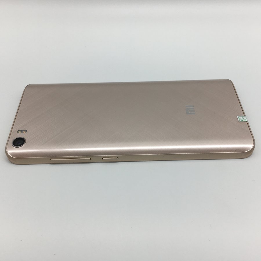 小米【小米5】金色 全网通 32 g 国行 8成新 真机实拍