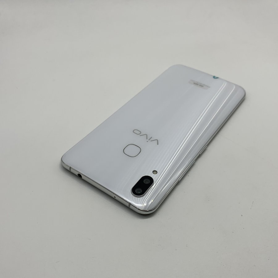 vivo【vivo x21】全网通 白色 128g 国行 9成新