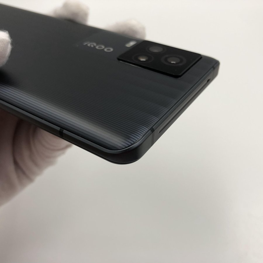 vivo【iqoo 7】5g全网通 黑境 12g/256g 国行 9成新 真机实拍