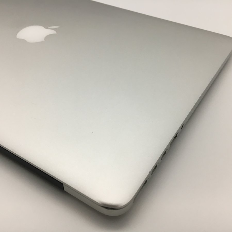 苹果【苹果 13年 15寸 macbook pro (型号:a1398)】7成新 8g/256g i7