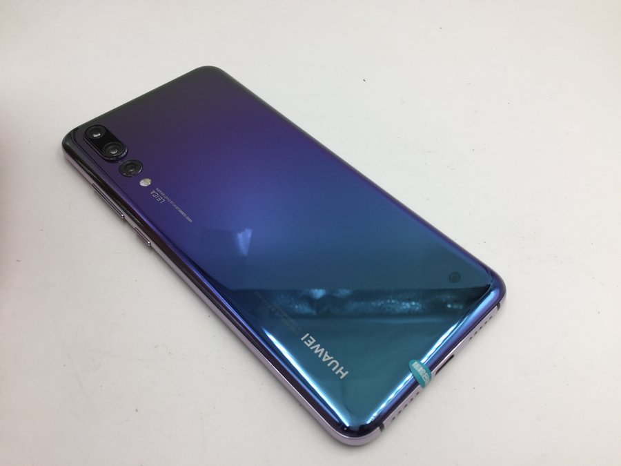 华为【p20 pro】全网通 极光色 6g/256g 国行 7成新