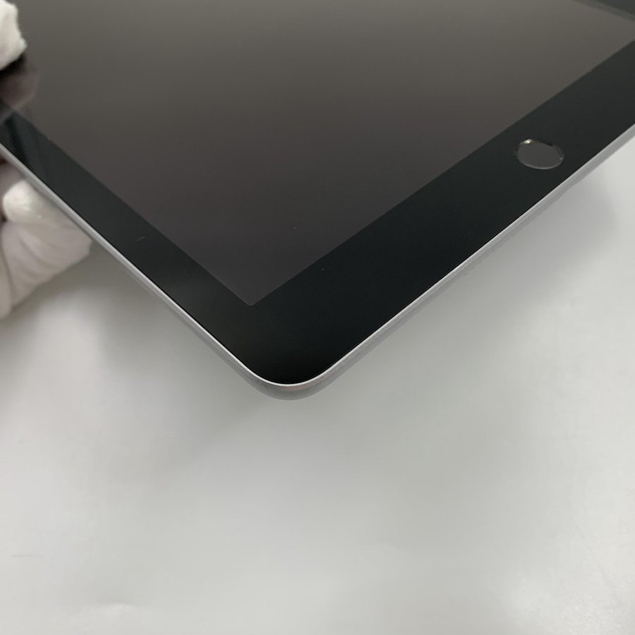 苹果【ipad8 10.2英寸 20款】wifi版 深空灰 32g 国行 99新