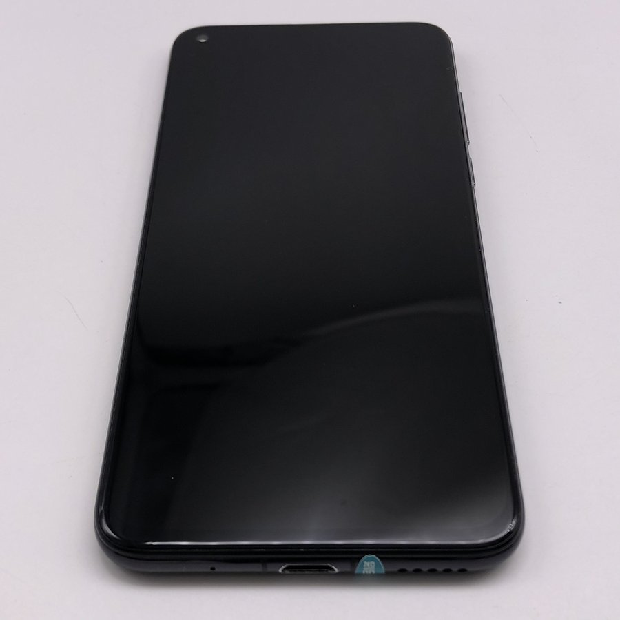 华为【nova4】全网通 黑色 8g/128g 国行 8成新