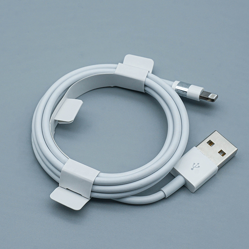 苹果【lightning数据线】99成新 白色通用于手机/平板 配件 原装充电