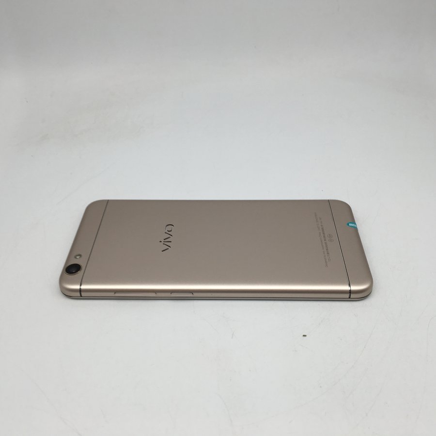 vivo【y67】全网通 金色 32g 国行 9成新