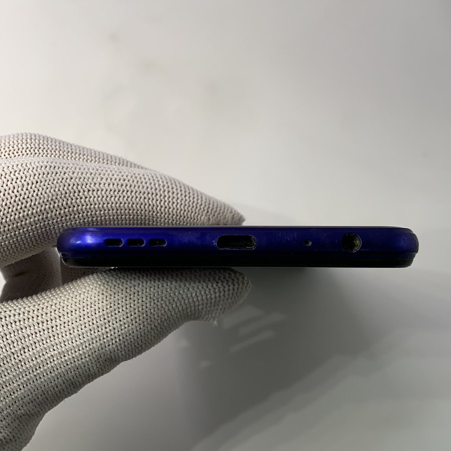 vivovivoy30标准版4g全网通云水蓝6g128g国行8成新30天内发货