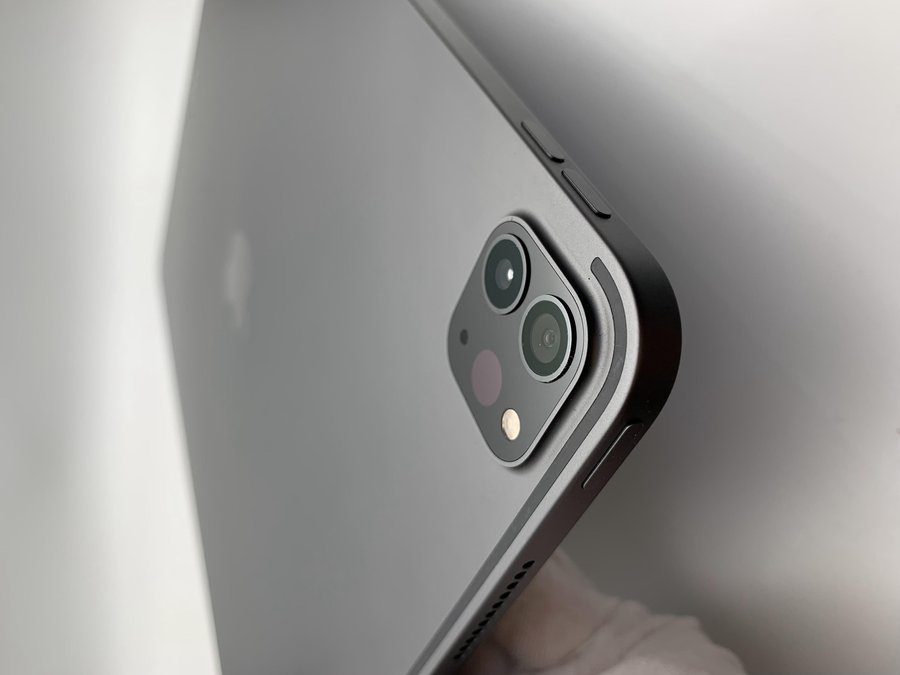 苹果【ipad pro 12.9英寸 21款】wifi版 深空灰 128g 国行 99新