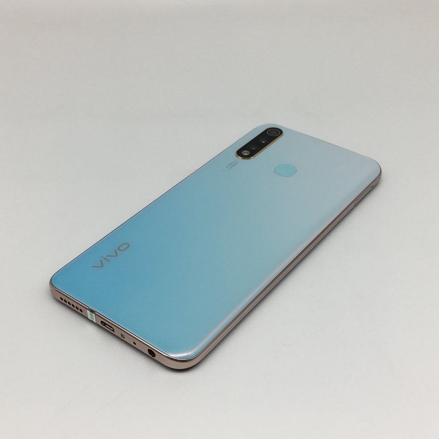 vivo【z5i】全网通 玉瓷青 8g/128g 国行 9成新 真机实拍