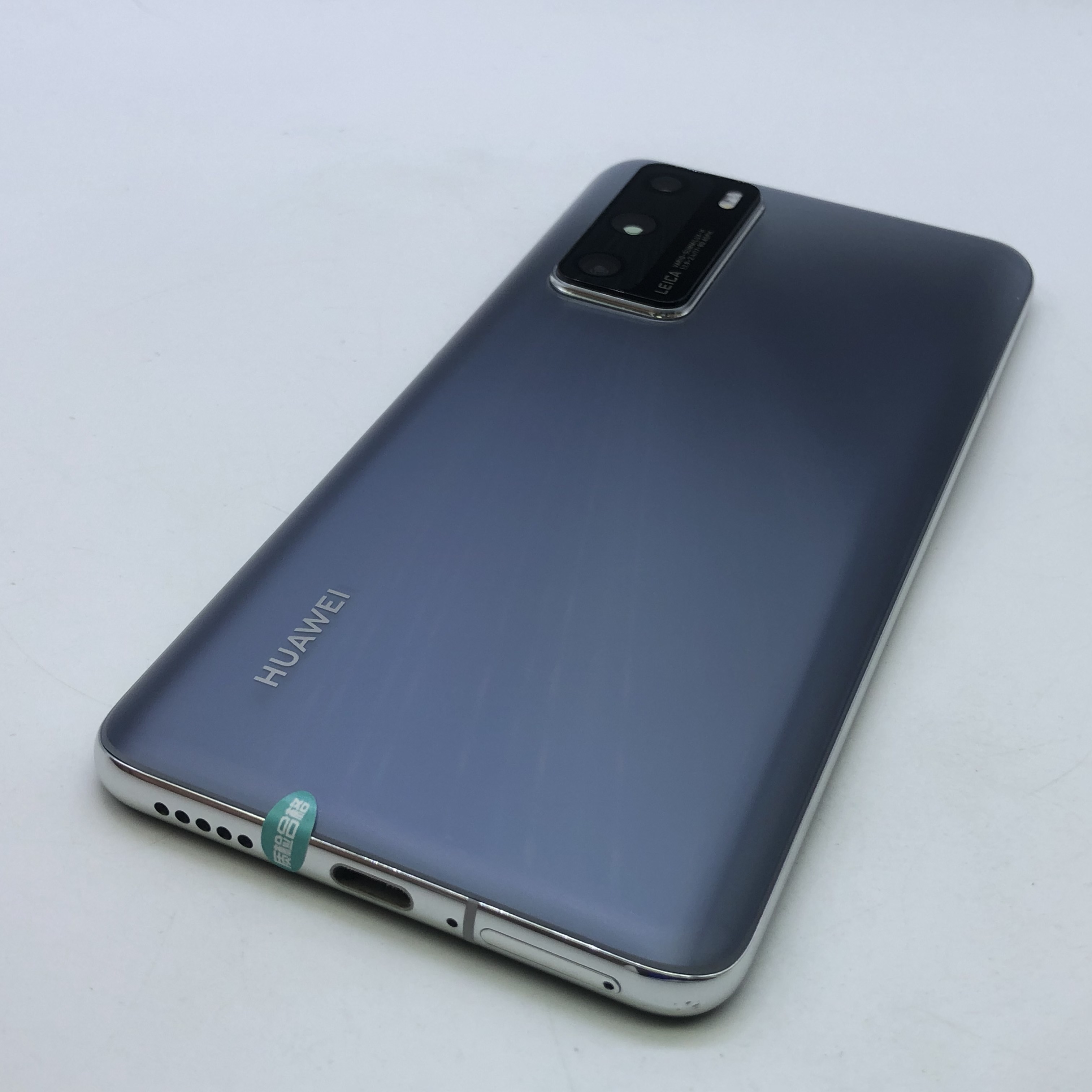 华为【p40】5g全网通 冰霜银 8g/256g 国行 8成新