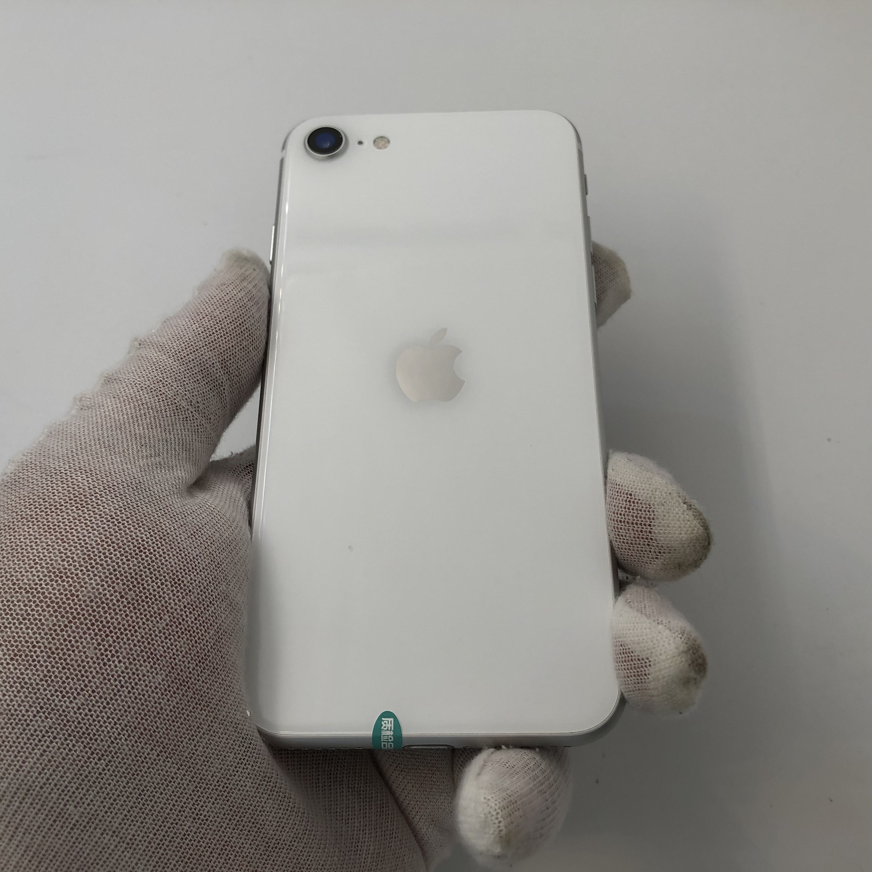 苹果【iphone se2】4g全网通 白色 64g 国行 95新