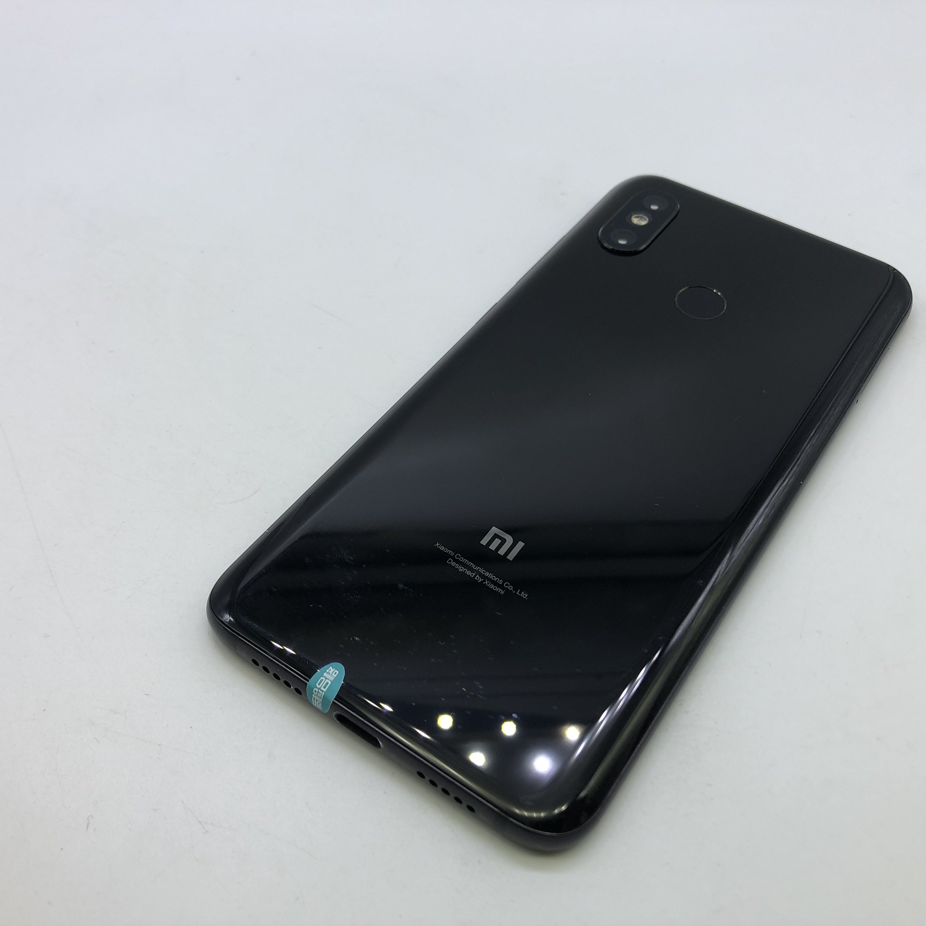 小米【小米8】全网通 黑色 6g/128g 国行 8成新