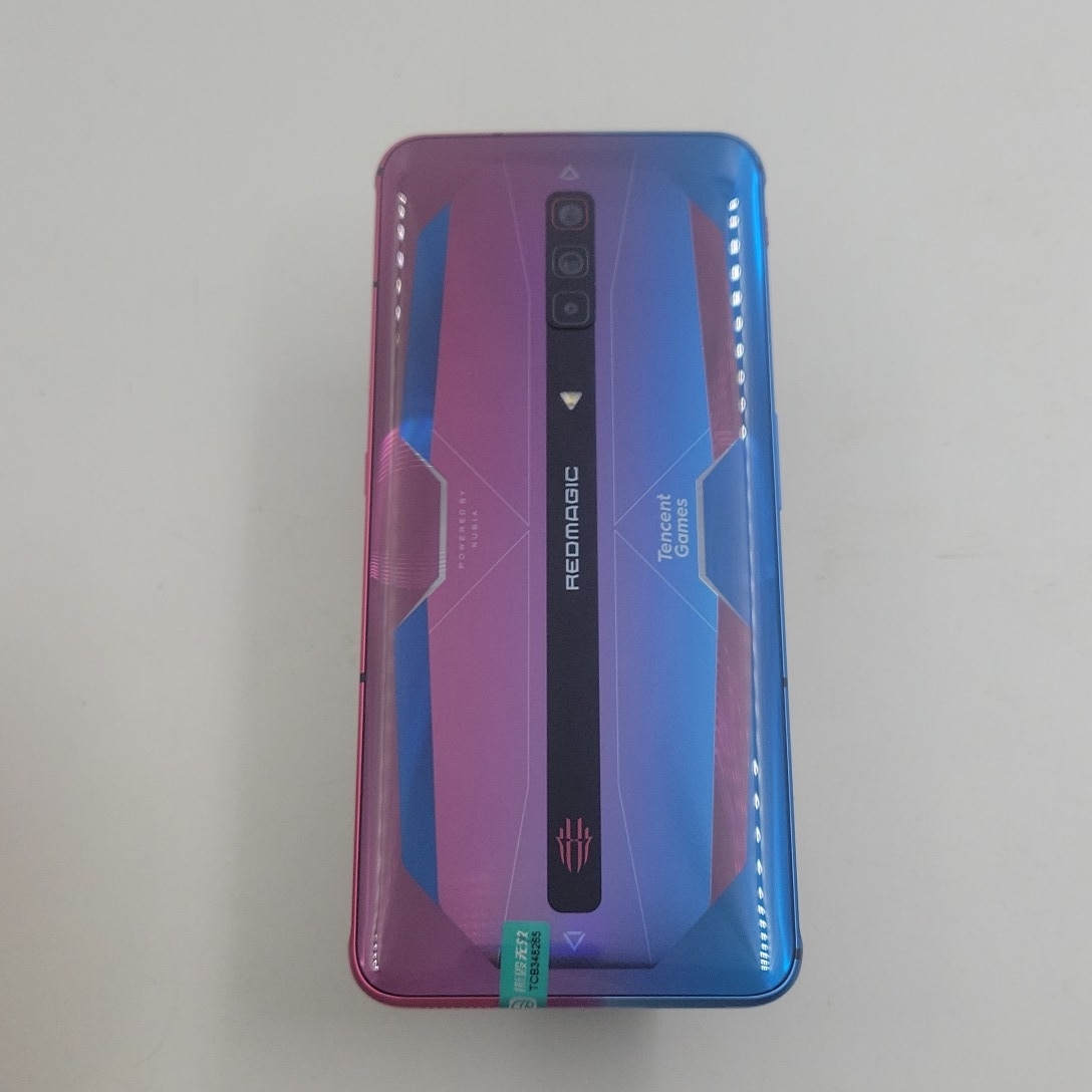努比亚【努比亚 红魔 6】5G全网通 赛博霓虹 12G/128G 国行 95新 