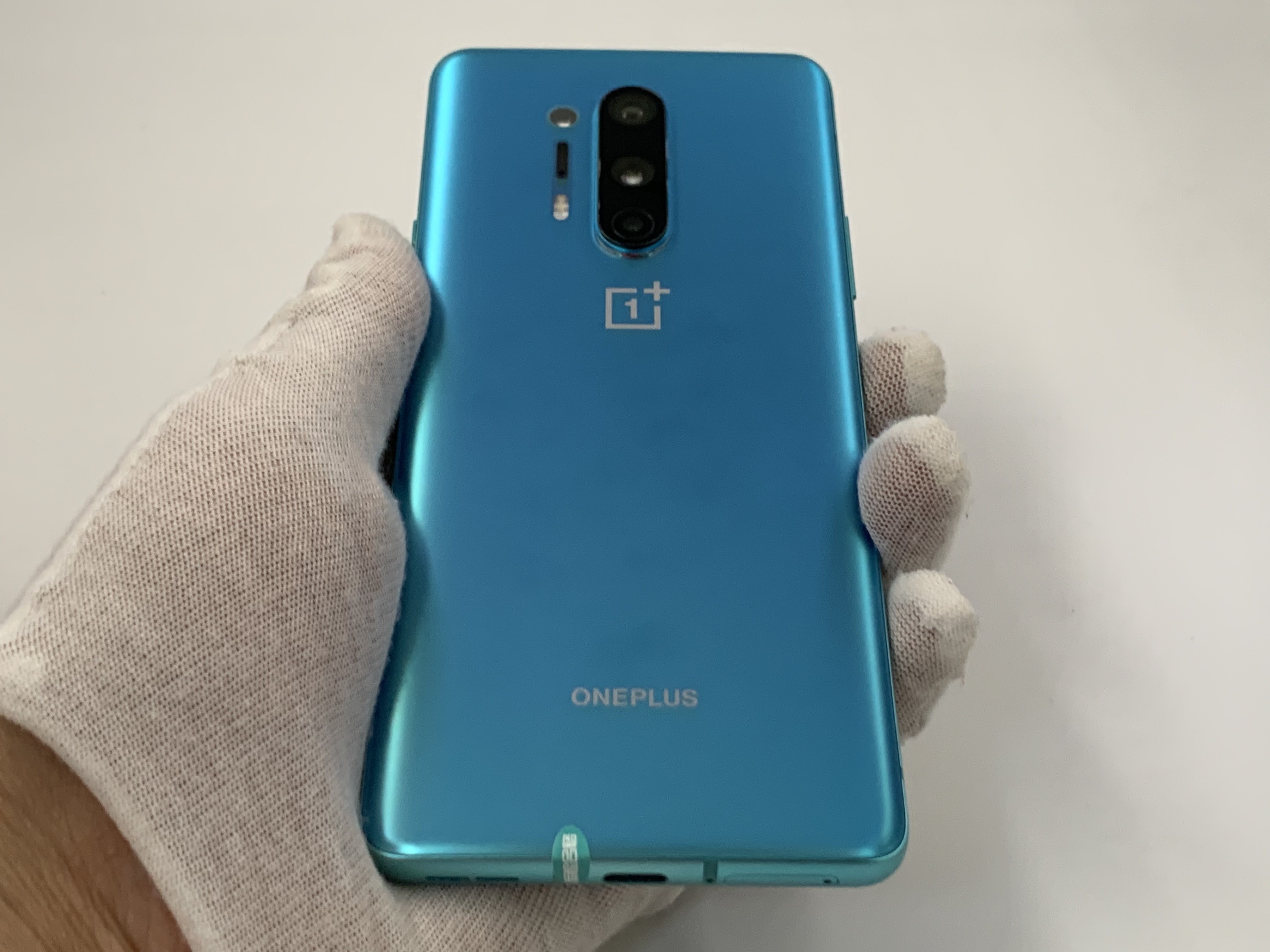 一加【一加 8 pro 5g】5g全网通 青空 12g/256g 国行 8成新