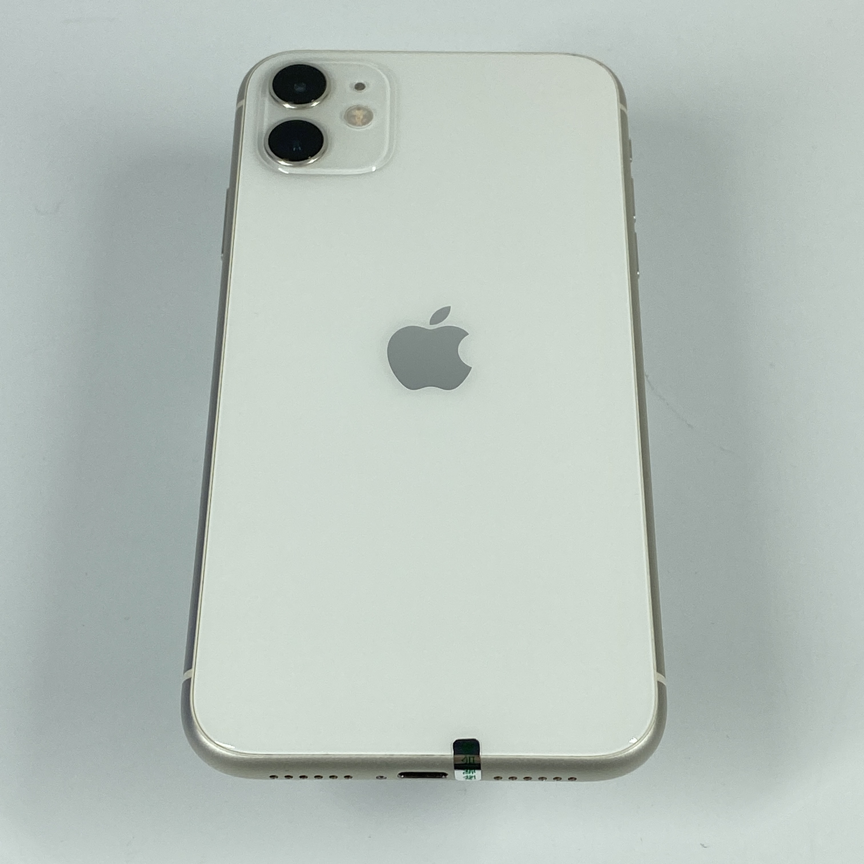 苹果【iPhone 11】4G全网通 白色 64G 国行 95新 真机实拍