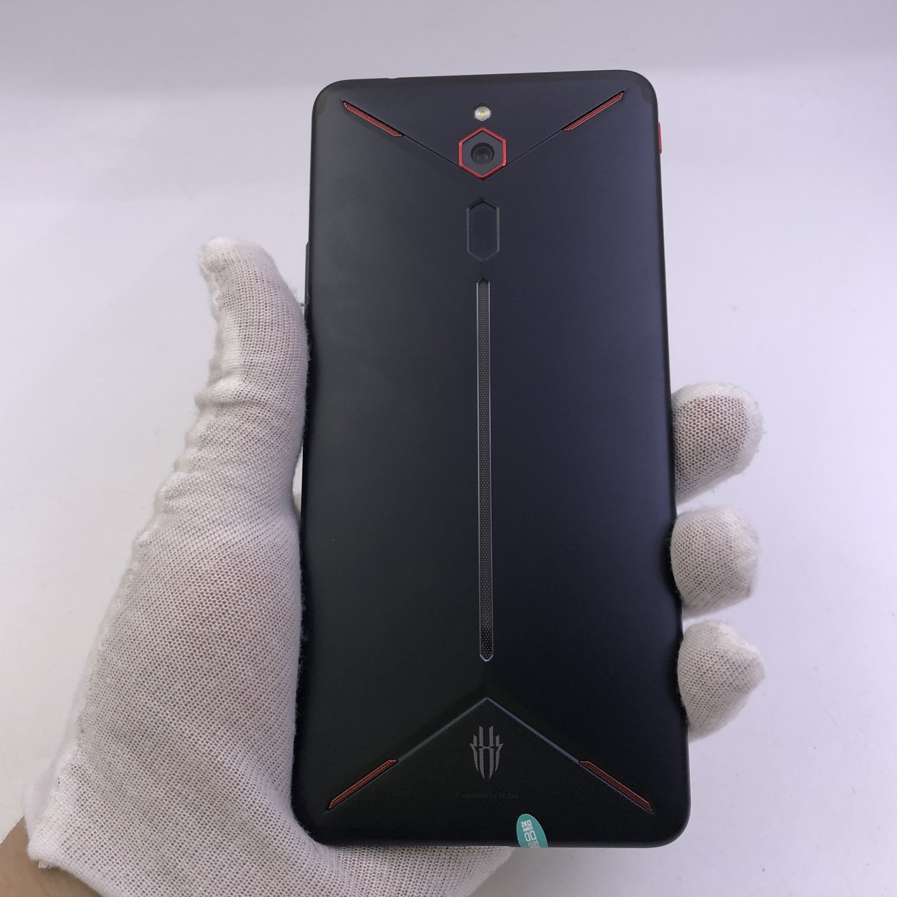 努比亚【红魔】4g全网通 黑色 8g/128g 国行 8成新