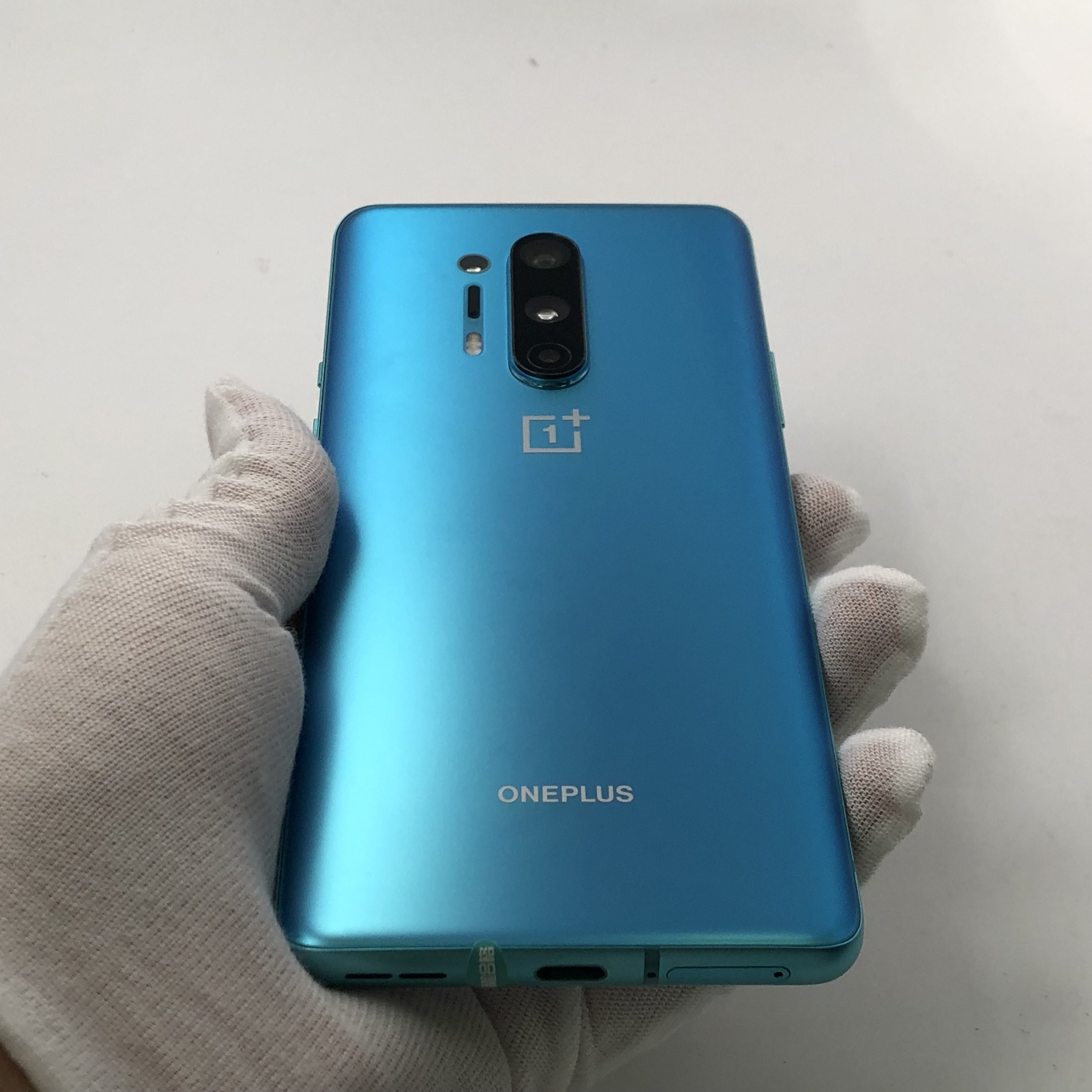 一加【一加 8 pro 5g】5g全网通 青空 8g/128g 国行 95新