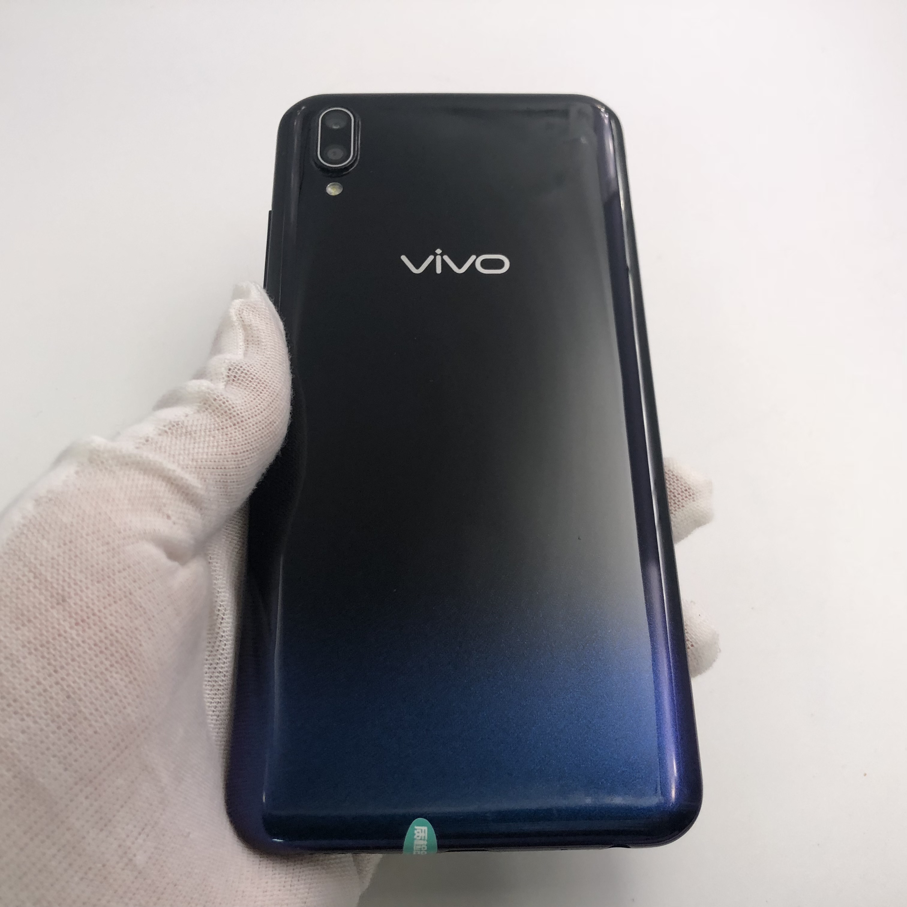 vivo【y93】全网通 黑色 4g/64g 国行 9成新