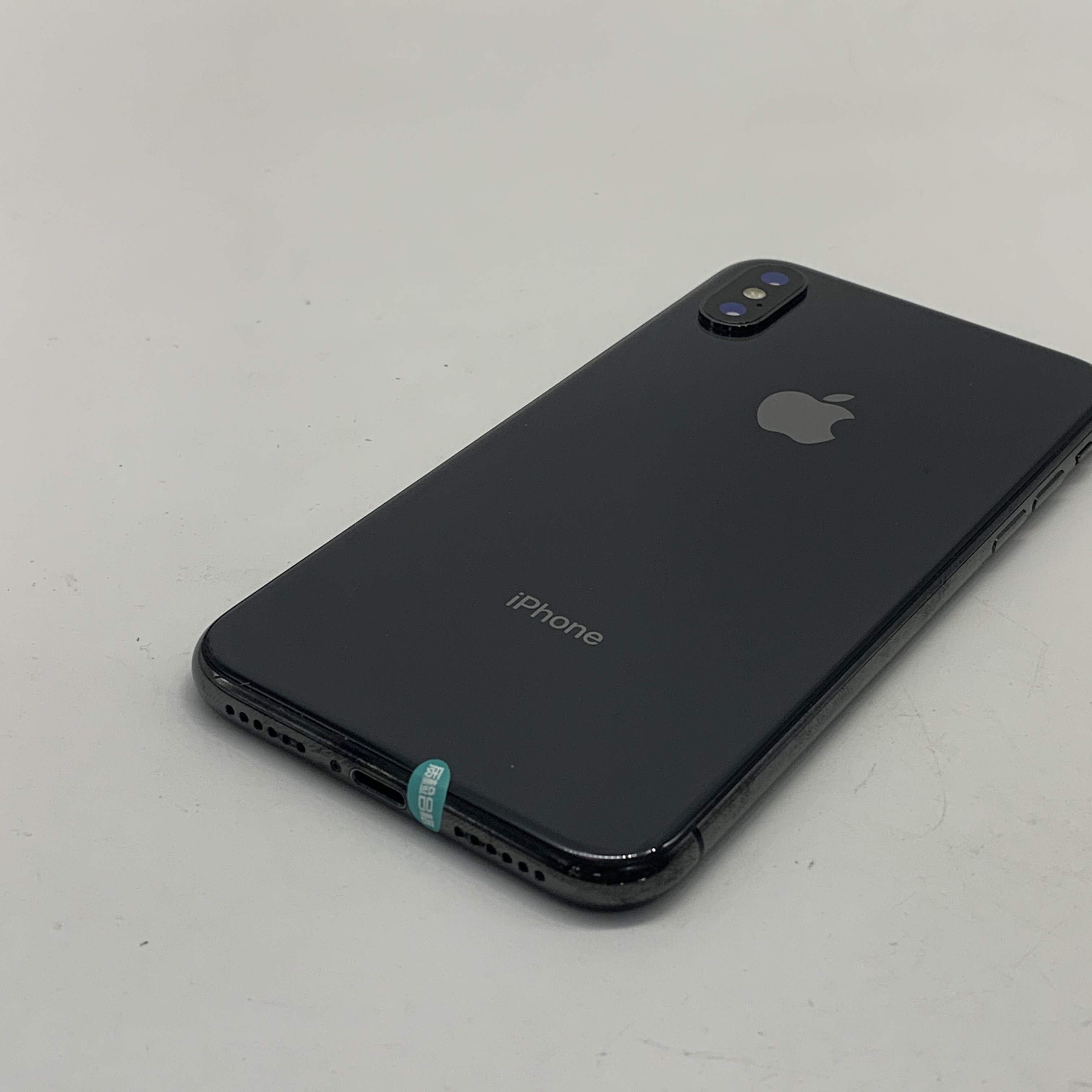 新机参考价 ￥ 促销信息 会员 网络 全网通 颜色 深空灰 容量 64g