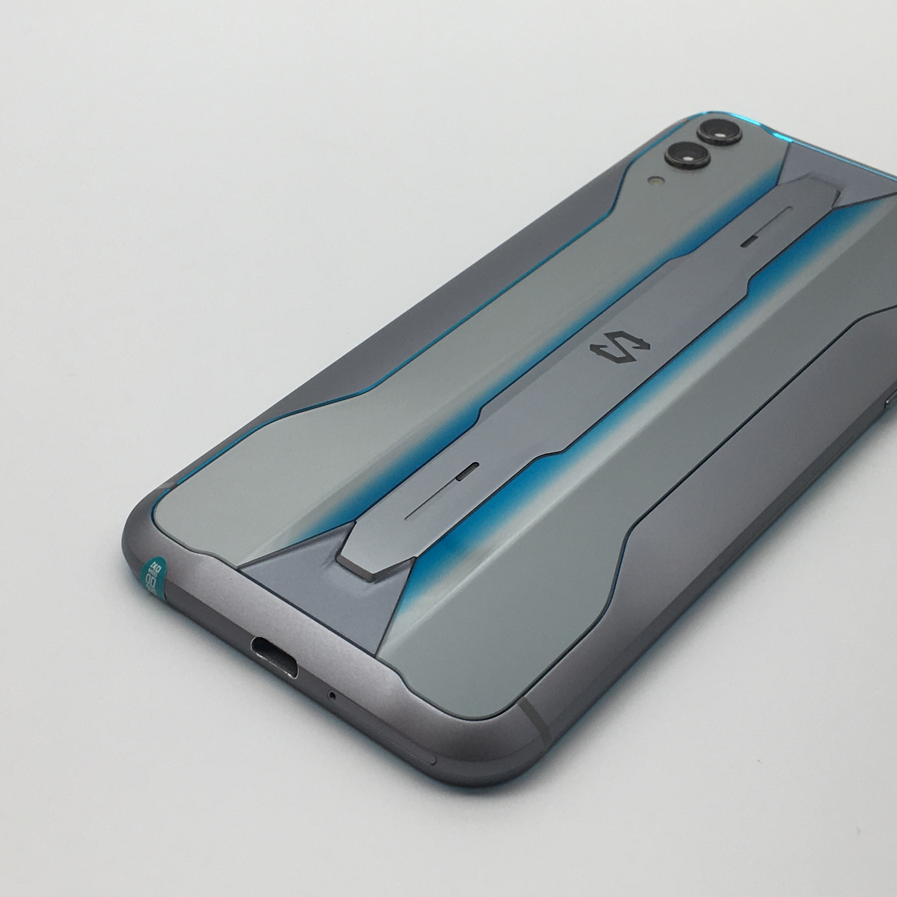 小米【黑鲨游戏手机2 pro】全网通 灰色 12g/512g 国行 99成新