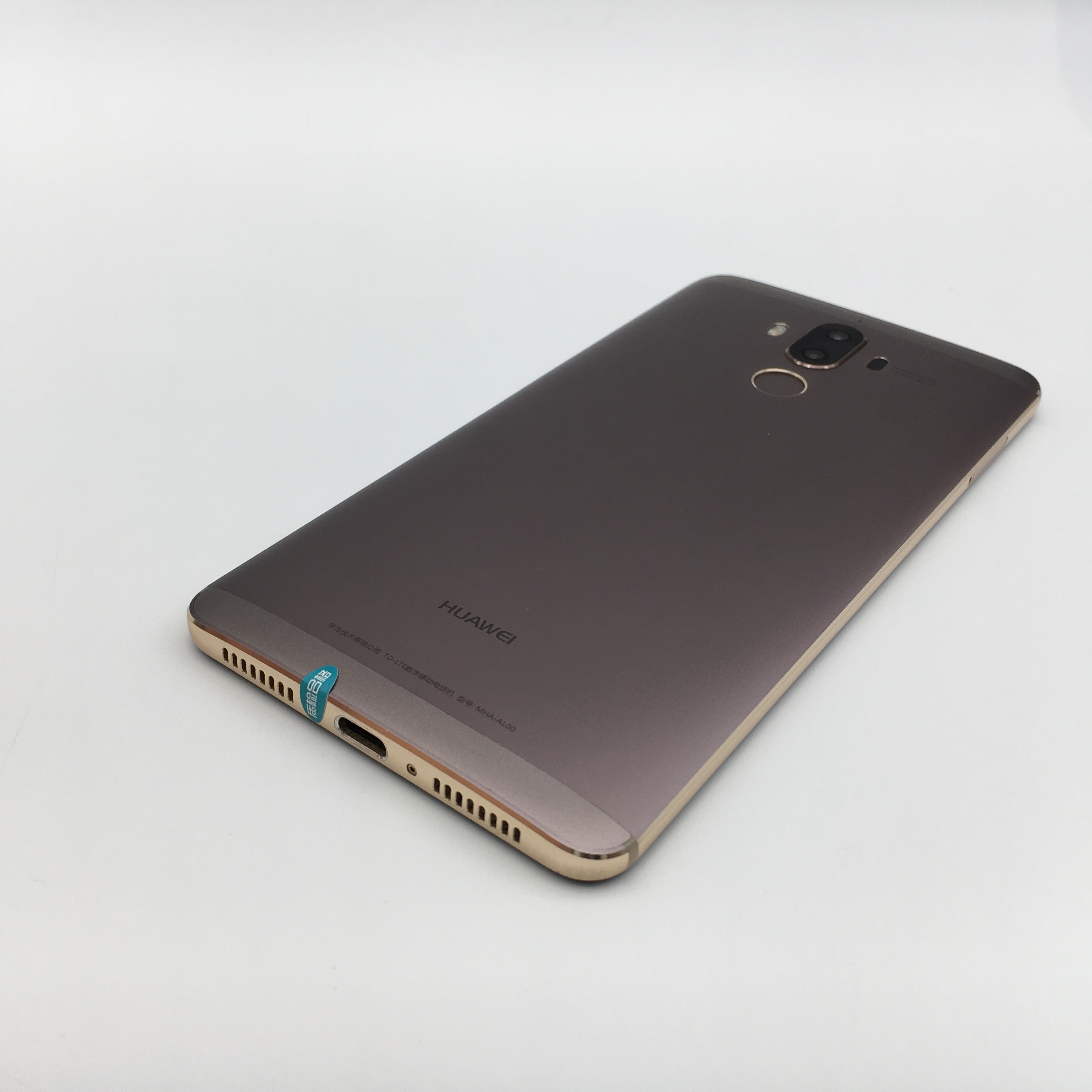 华为【mate9】全网通 摩卡金 64g 国行 9成新