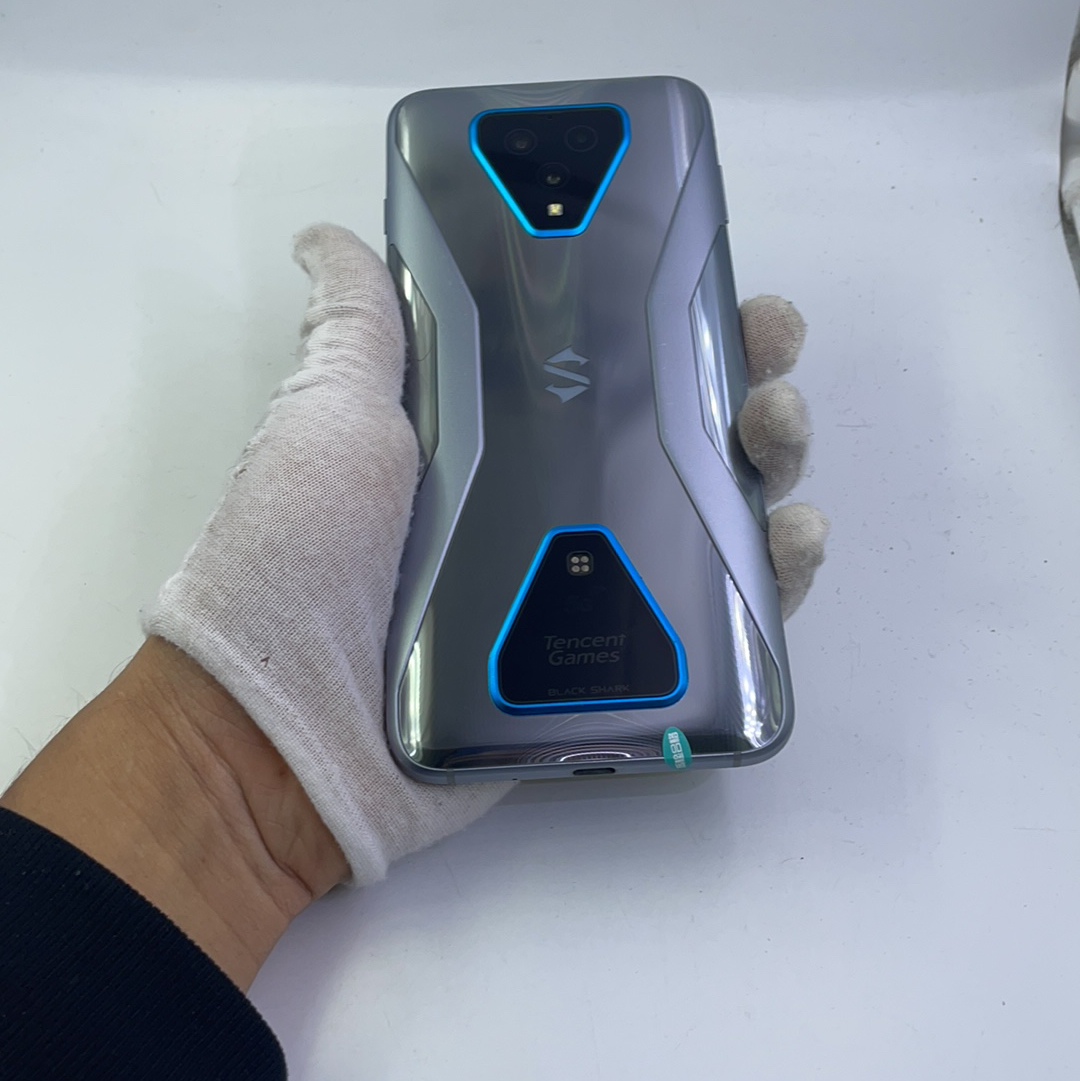 官方质检95成新 5g全网通 铠甲灰 8g/256g 国行 小米 黑鲨 3 pro 5g