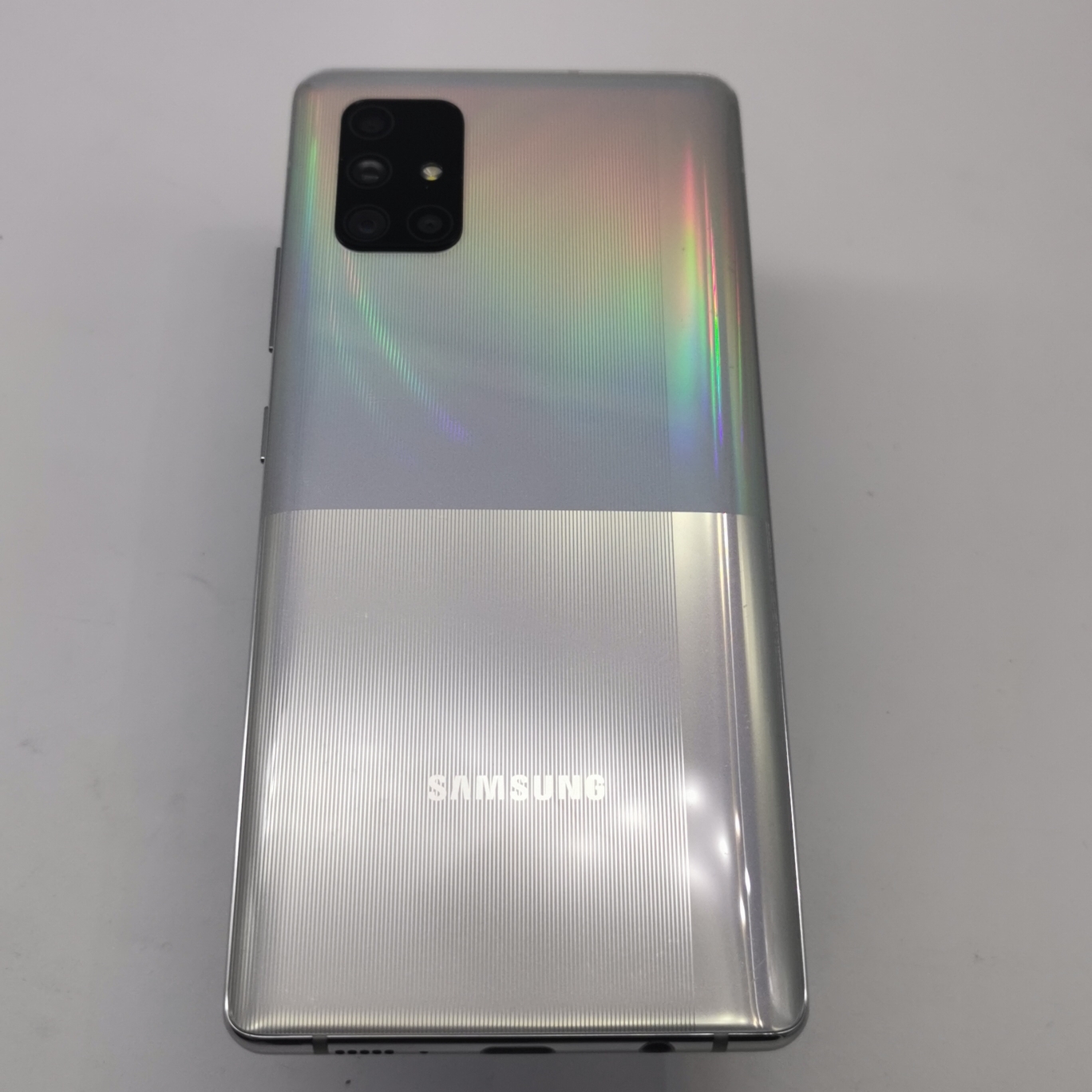 三星【三星 galaxy a71】5g全網通 雕刻銀 8g/128g 國行 9成新