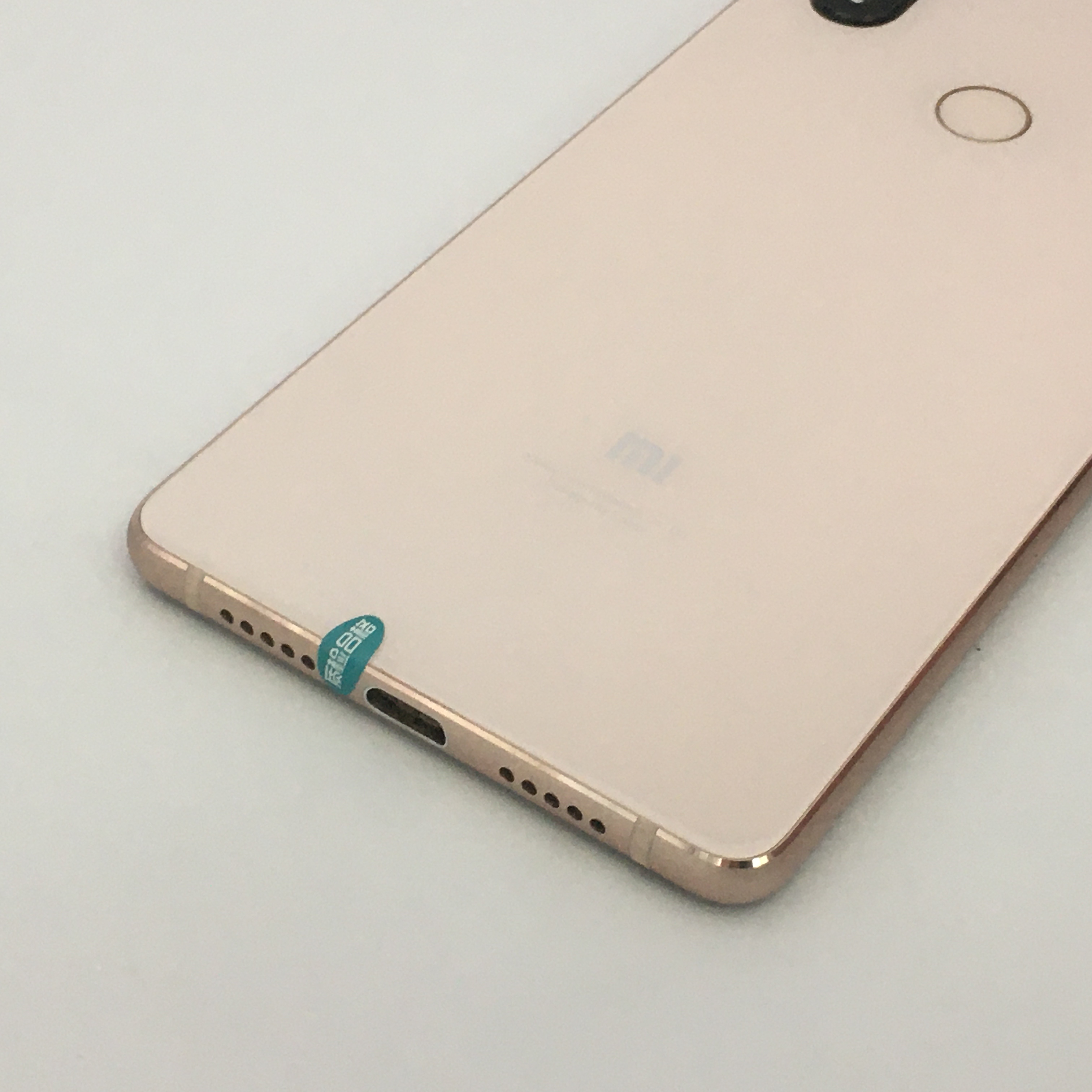 小米【小米8 se】全网通 金色 6g/128g 国行 8成新