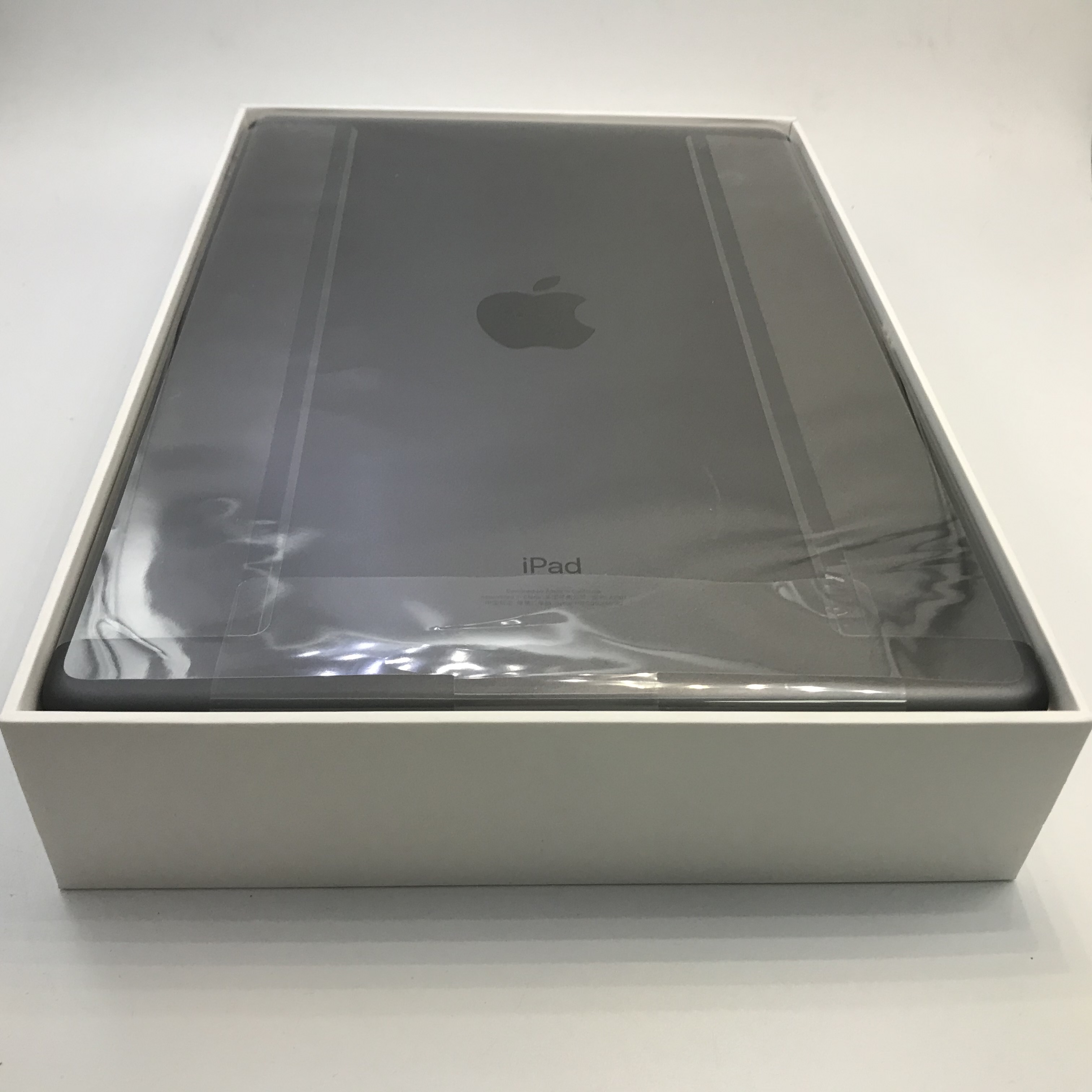 苹果【ipad 2019款 10.2英寸】wifi版 128g 国行 99成新