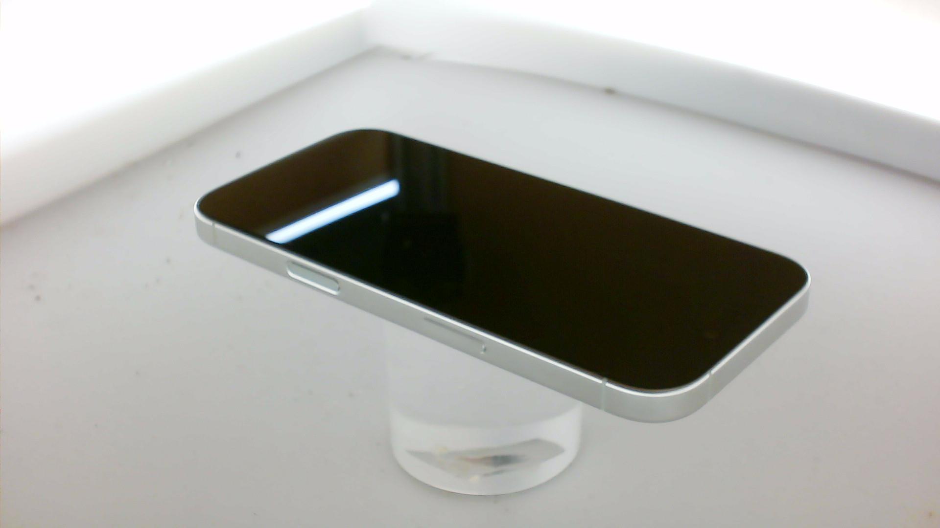 苹果【iPhone 16 pro】8成新 