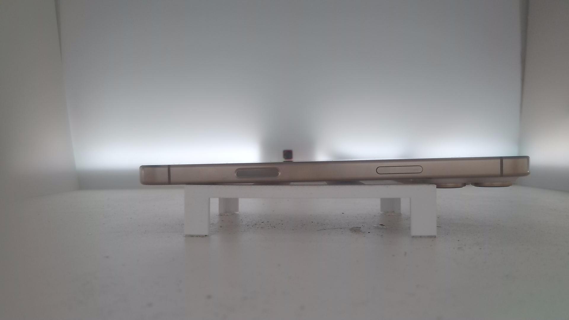 苹果【iPhone 16 pro max】9成新 