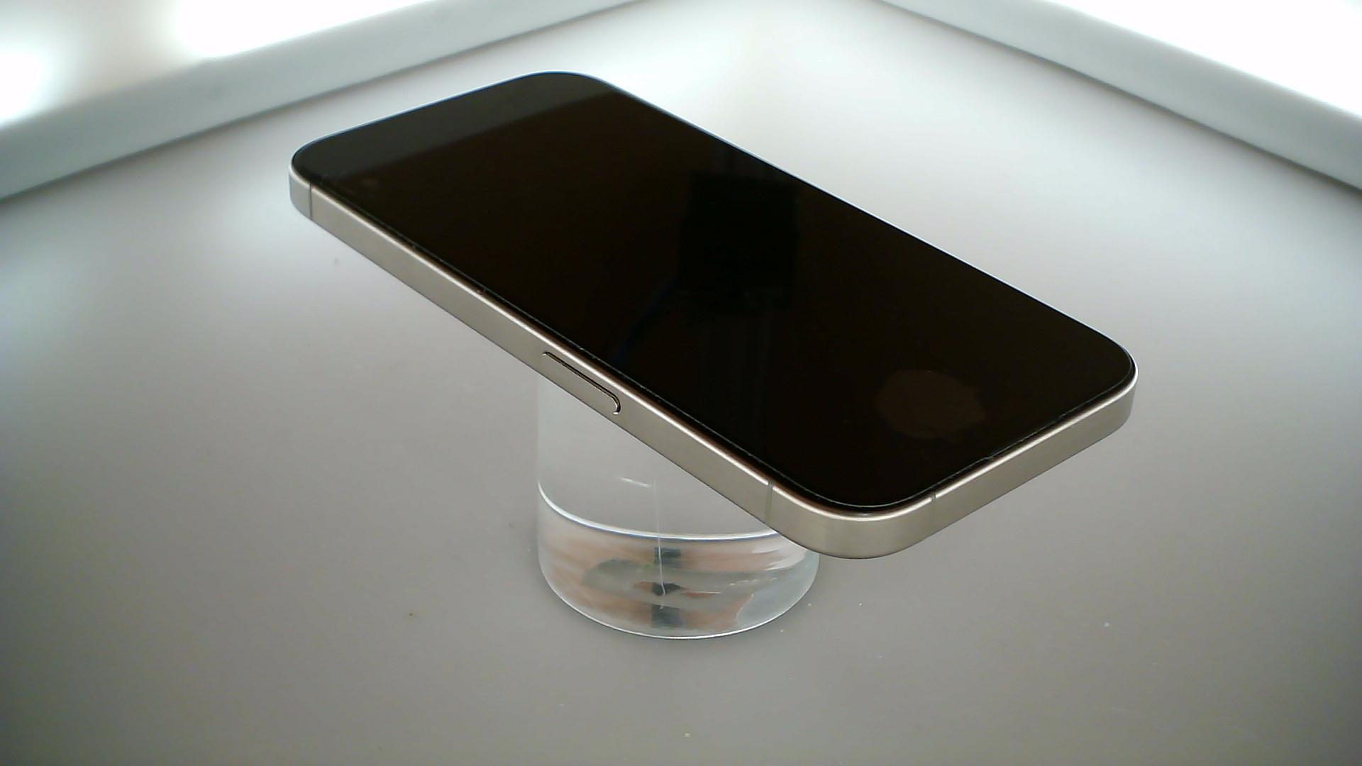 苹果【iPhone 15 Pro】5G全网通 原色钛金属 128G 国行 99新 