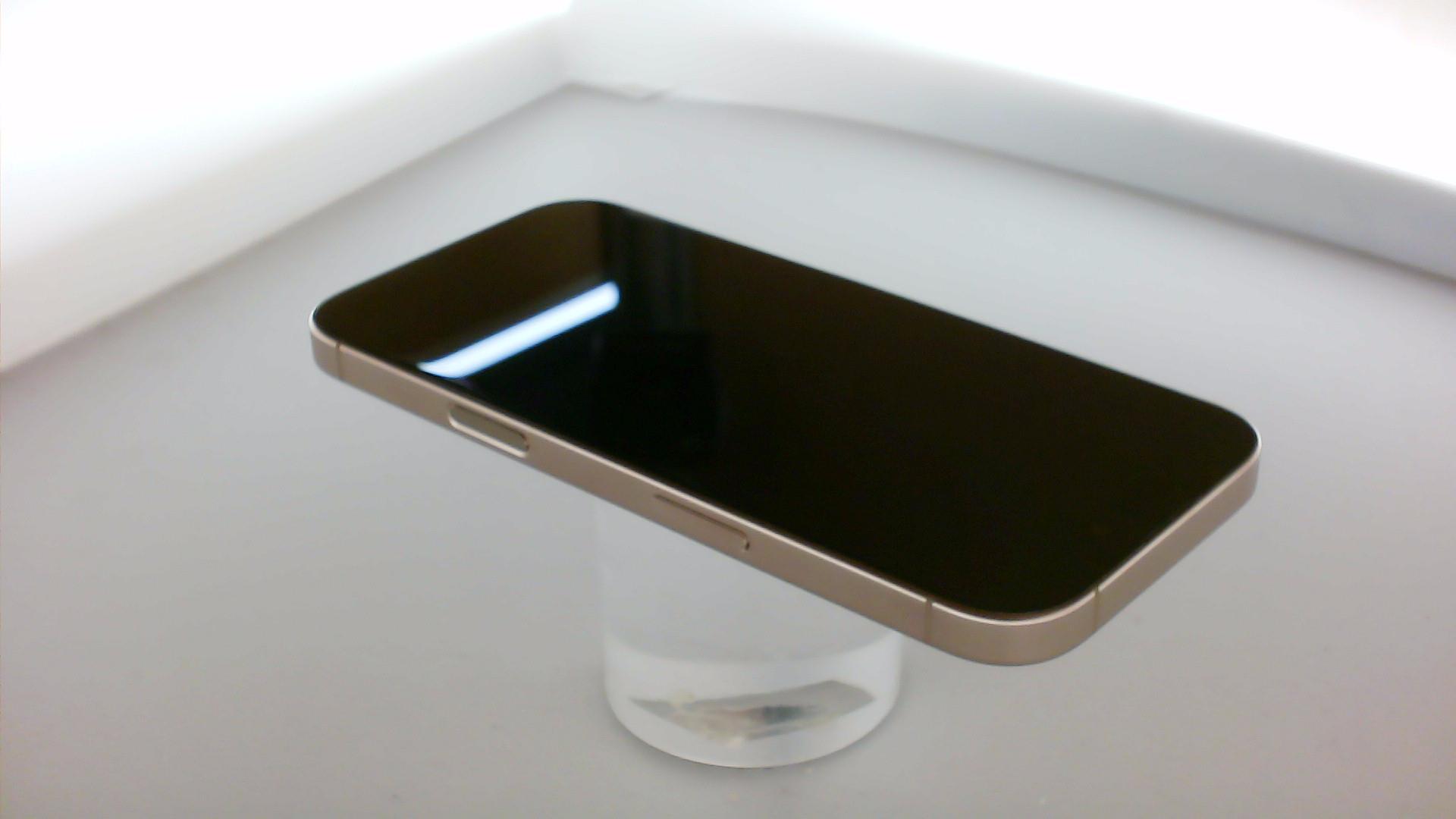 苹果【iPhone 16 pro】95新 