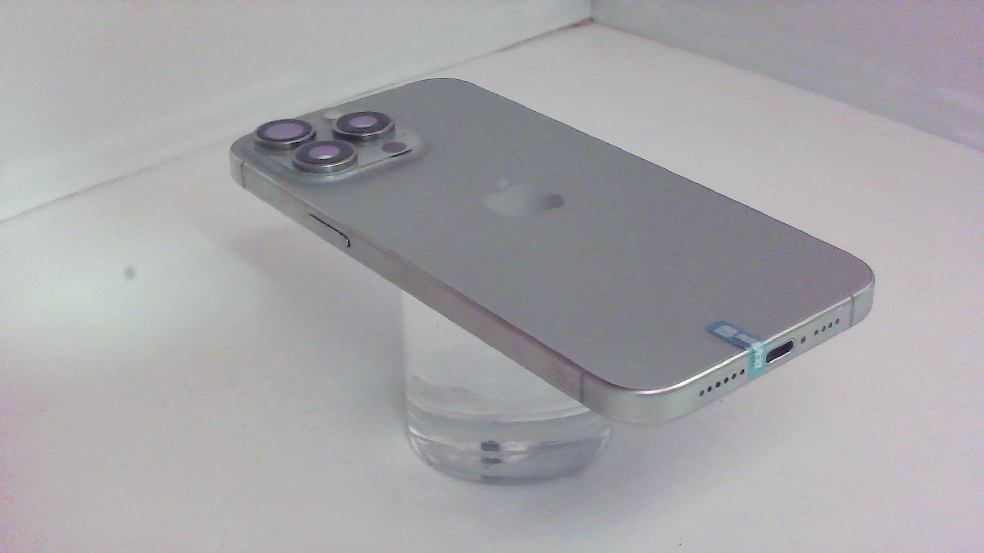 苹果【iPhone 15 Pro Max】5G全网通 原色钛金属 256G 国行 99新 