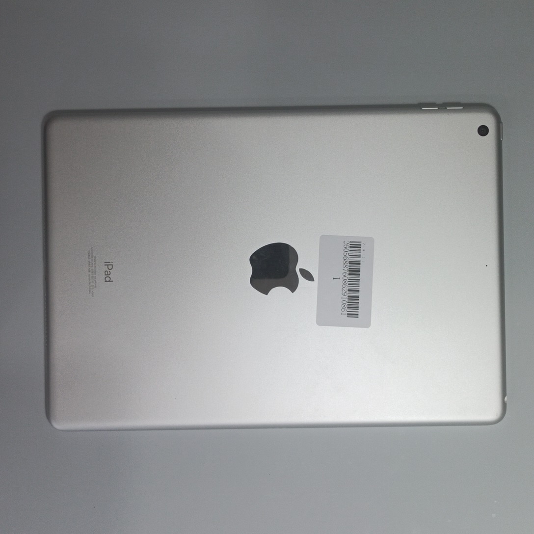 苹果【iPad9 10.2英寸 21款】WIFI版 银色 64G 国行 95新 