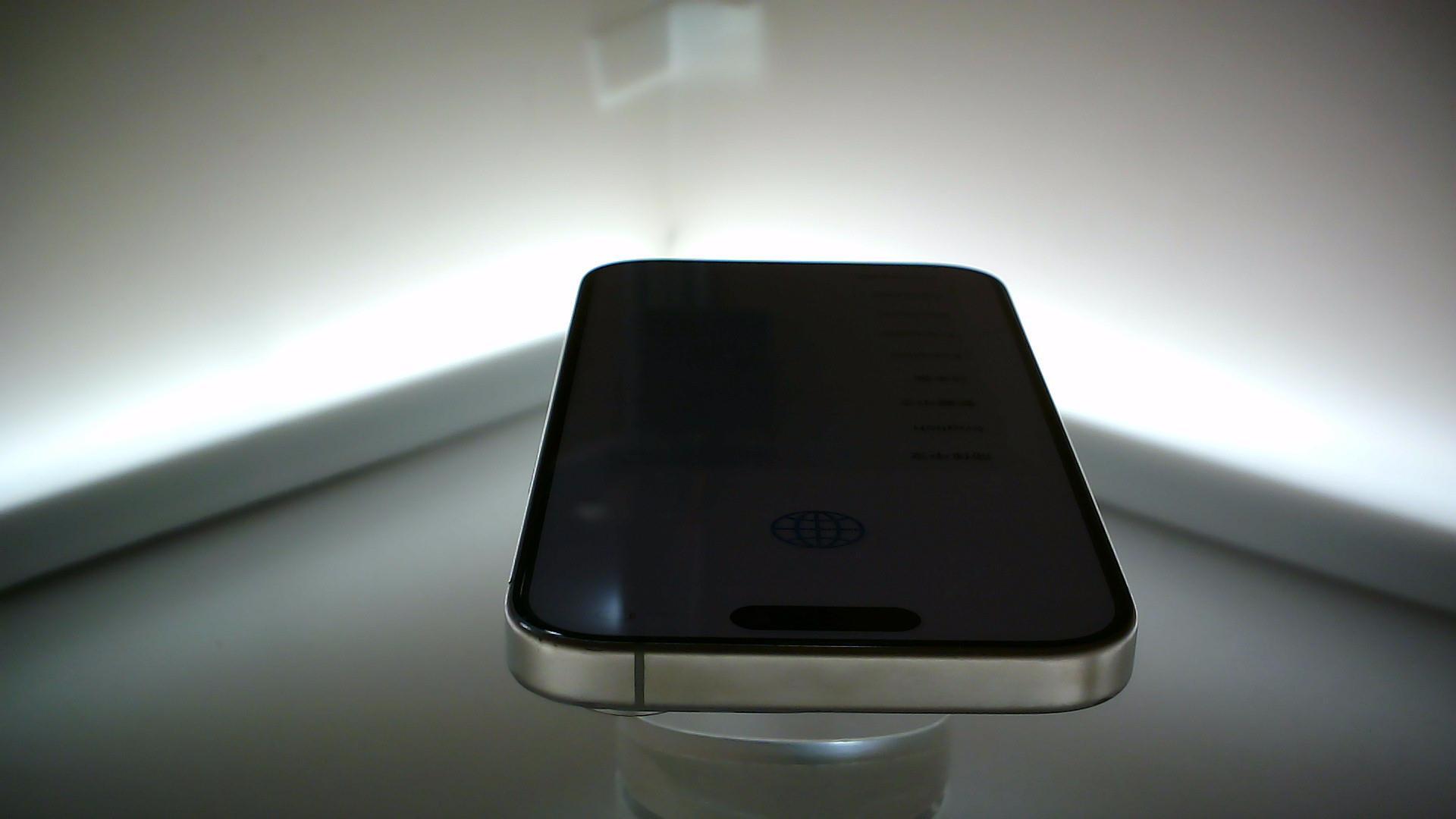 苹果【iPhone 15 Pro】9成新 