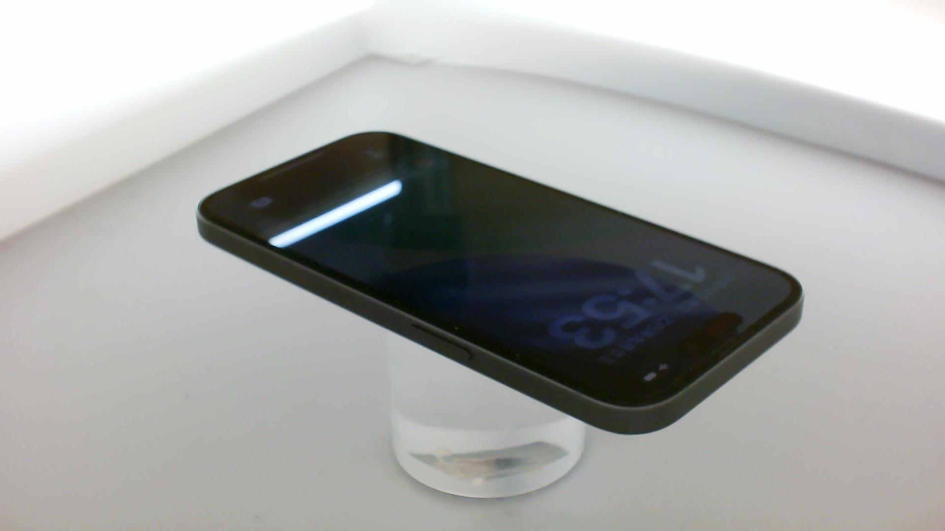 苹果【iPhone 15】9成新 