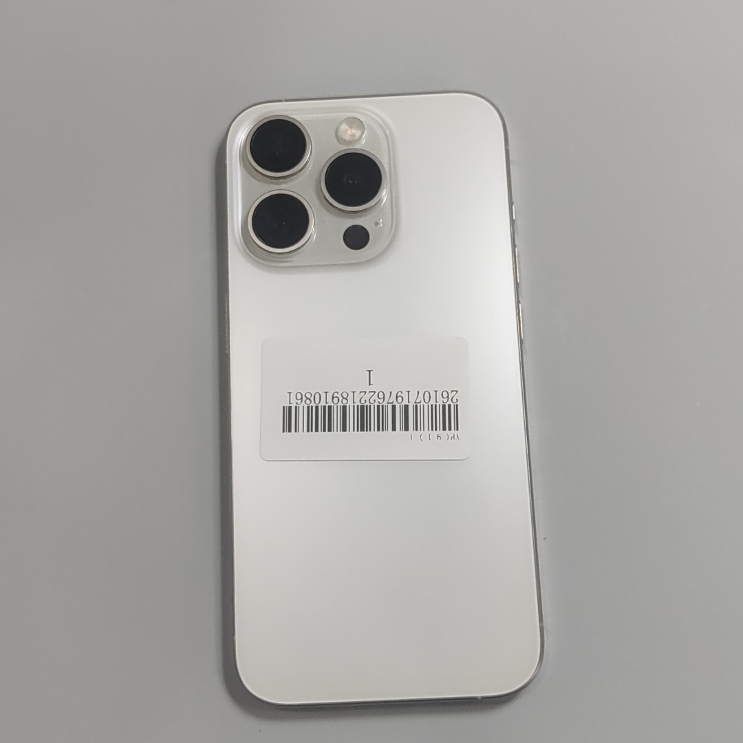 苹果【iPhone 15 Pro】5G全网通 白色钛金属 512G 国行 8成新 