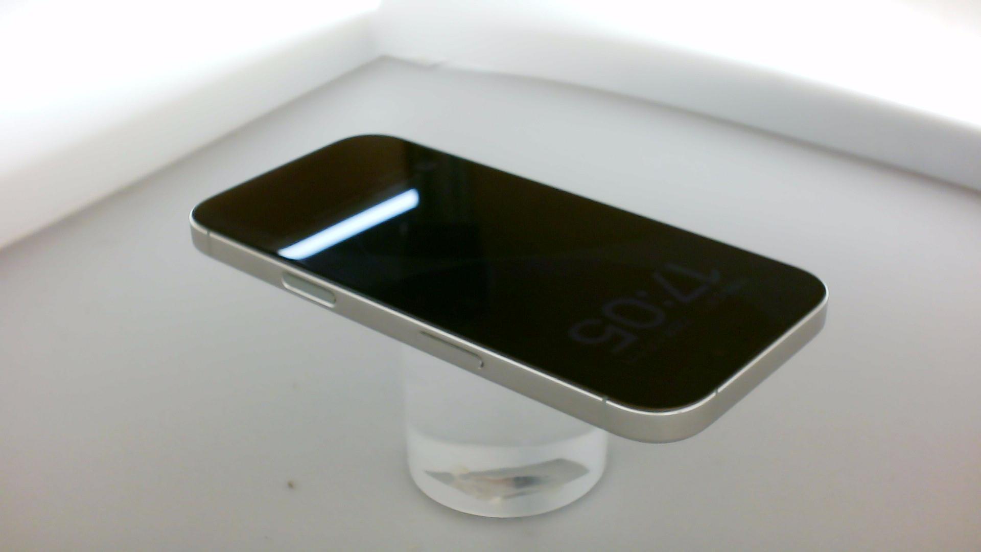 苹果【iPhone 16 pro】99新 