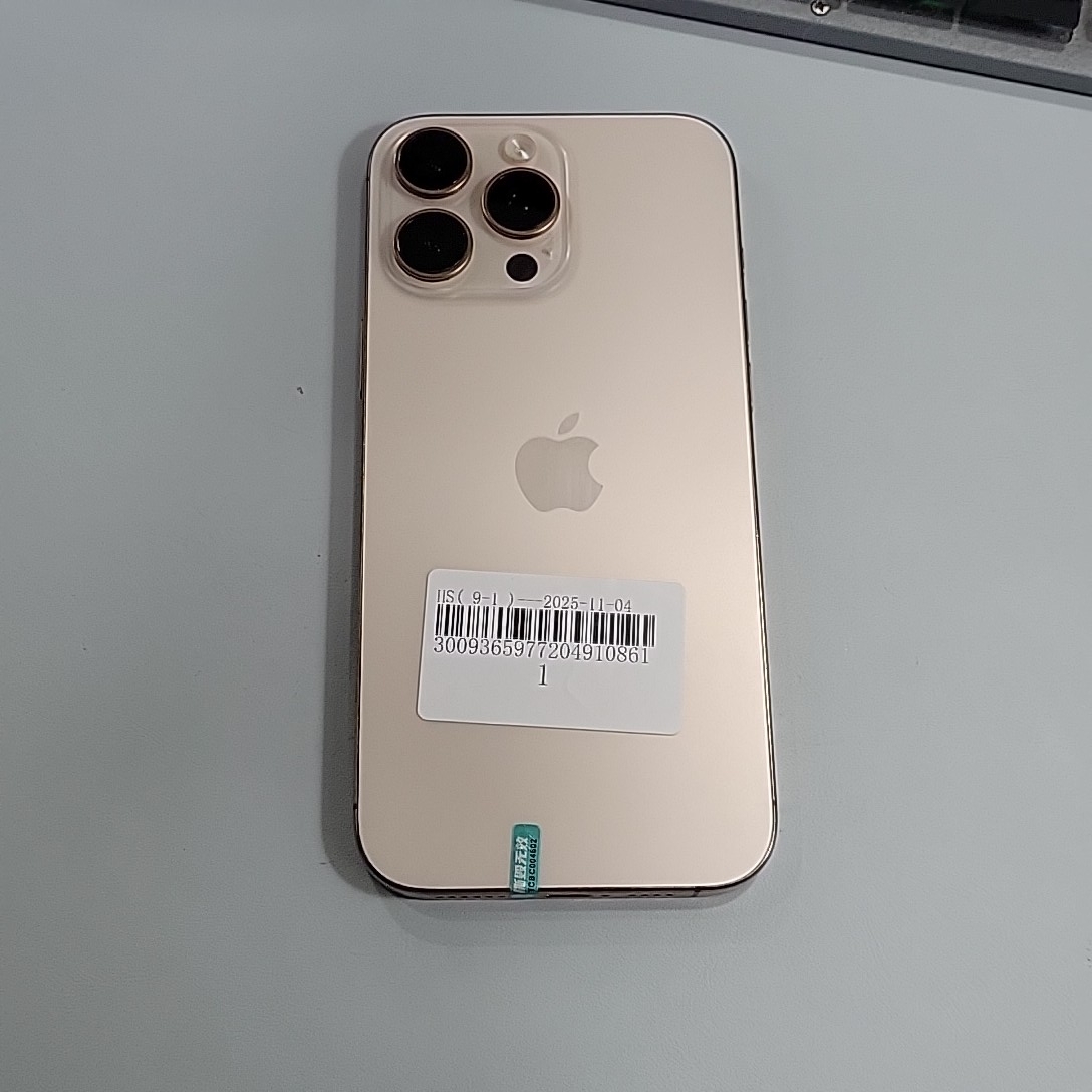 苹果【iPhone 16 pro max】8成新 