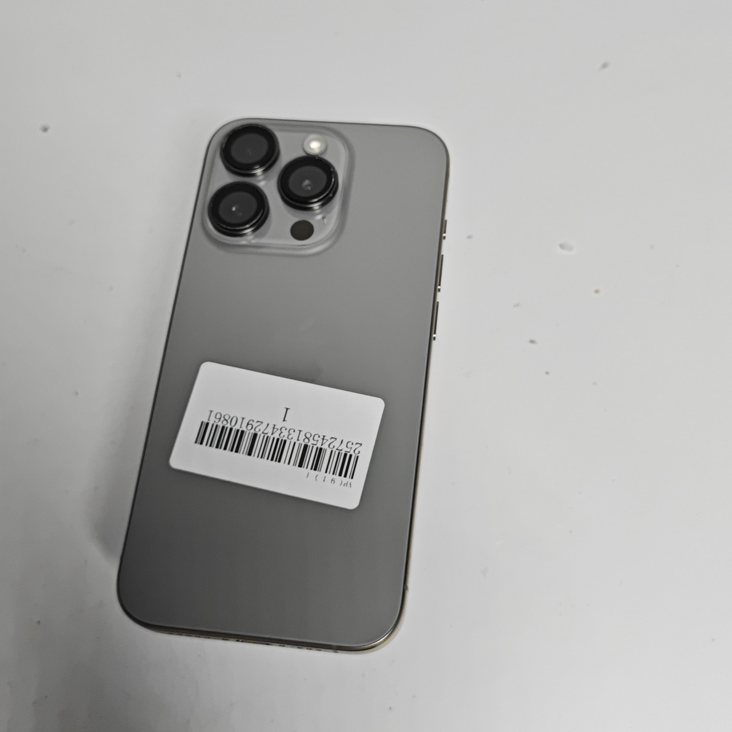 苹果【iPhone 15 Pro】5G全网通 原色钛金属 256G 国行 9成新 